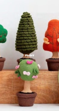 Dorogina Toys - Knitted World By Elena - Elena Dorogina - 6 Trees
