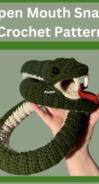 Crochet by a Mandalorian - Amanda Sennett - Open Mouth Snake