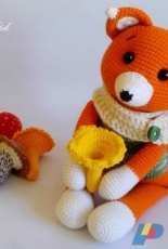 Fox with shrooms