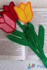 Little Owls Hut- Svetlana Zabelina - 044 Tulip bookmark - Russian