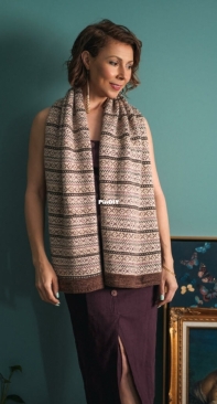 Radicchio Wrap Scarf by Anne Robinson - Free