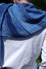 Sea Breeze Shawl by Birgitt Lenz /Mein Wollkontor-English,German