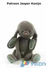 Woolytoons-Tessa van Riet Ernst- Jasper the Rabbit - Dutch
