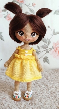 Eman Fetyan - Yellow Dress Doll - Body and Outfit
