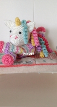 Jookz creaties - Joke Postma - Luilakje Eenhoorn - Sleepy Unicorn - Dutch