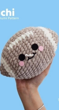 WooliGT /Wooli Amigurumis - Paola Arevalo - Touchi the Football