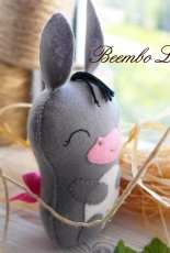 Beembo Land -Julia Puzyreva Donkey Felt Pattern - Russian