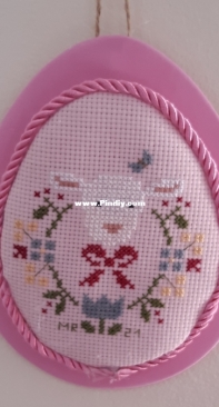Madame Chantilly Lamb egg