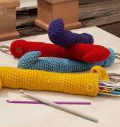 Arañas y Marañas - Rosaura Valdez - Hook case - Free