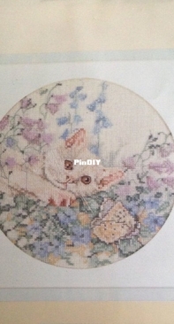 Lanarte 33570 White cat in flowers XSD