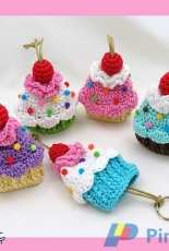 Enna Design- Emi Kanesada - Cupcake Key Cozy