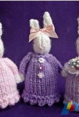 Easter Bunny Creme Egg Cosy by Ali Hogg