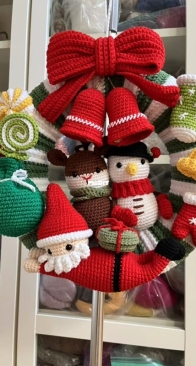 Christmas wreath designed by Rnata