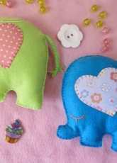 Artemimos-Felting Elephants /Spanish