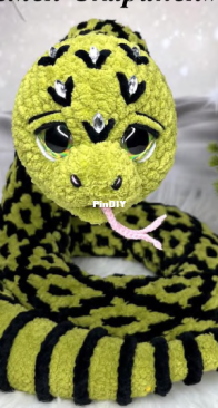 Mazurenko Toys - Evgenia Mazurenko - Skarapeya the Snake - Russian