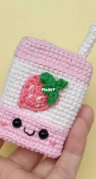 Audrey Lilian - Sue the Strawberry Milk - Free