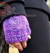 Hollyhock Fingerless Mittens by Kelene Kinnersly