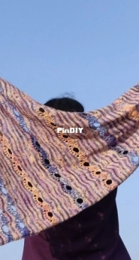 Utsav Shawl by Lana Jois - Free until the 16th June