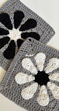 Clacrochet - Vintage Cardigan -Claudia Ventura - English