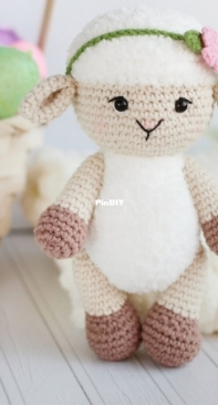 Knit Friends - Svetlana Altunina - Little lamb with a flower