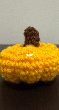Get to Hooking Crochet - Pumpkin - Free