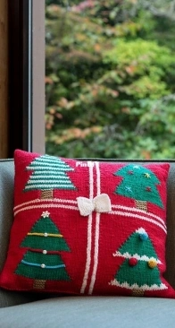 Christmas Tree Present Pillow by Amy Bahrt - Free