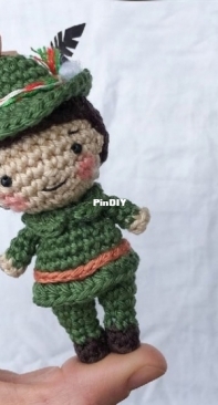 Amigurumi Amo - Maddalena Tinazzi  - Foot soldier Alpino - Russian - Translated - Free