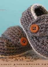 Living in Amethyst - Alexis Weber - Boy booties pattern