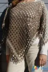 Silvella - Silvia Bangert -  Linlithgow Poncho and Shawl  - English and German - Free