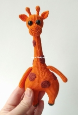 Emusatskova Toys - Ekaterina Musatskova - Giraffe Archie - Russian - Free