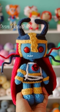 Creaciones Caesthilo - Iran Caesthilo - Mumm-Ra - Spanish