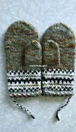 Håja Mittens by Jørgen Johnsen-Norwegian-Free