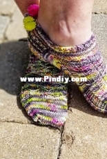 Pom Pom Shortie Socks by Melissa Kemmerer