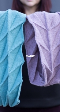 Compleat Cowl by Olga Buraya-Kefelian  - English
