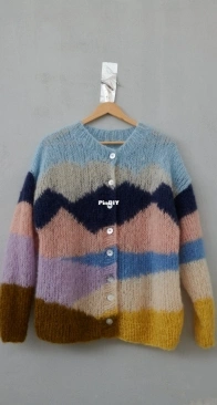 The Valley Cardigan by Laura Dalgaard - Pickles - English, Danish
