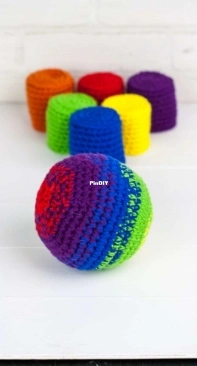 Winding Road Crochet - Lindsey Dale - Stacking Baskets and Ball - Free