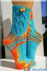 Maifeuer Socks by Micha Klein/Wolletraum-German-Free