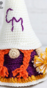Winding Road Crochet - Lindsey Dale - Crochet Cheerleader Gnome