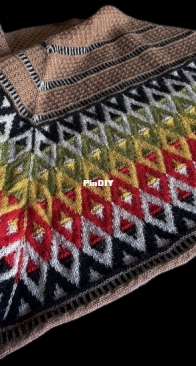 Artus Shawl by Natasja Hornby