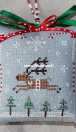 The Floss Box #17 - Christmas Cross Stitch