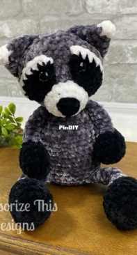 Darling Maple Designs - Accessorize This Designs - Sara Blake - Flip Flop Raccoon
