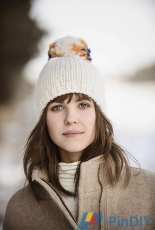 Big Pom Hat by Sarah Smuland-Free