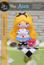 Feltro em Duas - No.33 Topo Bolo Alice - Alice in Wonderland Felt Pattern  Portugues