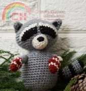 Red Heart  - Sahrit - Sahrit Freud Weinstein - LW3700 Raccoon Ornament- Free