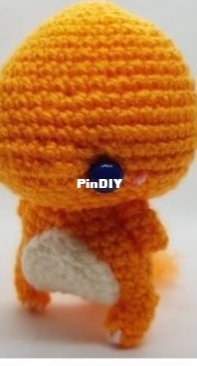 The Amigurumi Witch - Beth Morris - Charmander