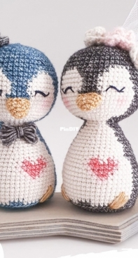 Foxy Crochet - Ellie Richards - Little Penguin wedding couple