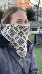 Faye Cowl by Emma Barnaby - Free