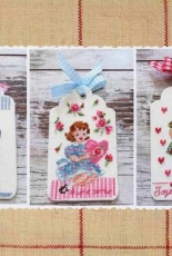 Des Histoires A Broder - DHAB- Etiquettes pour de Jolis Cadeaux French in PCS - Enginger Designs.
