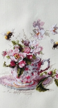 Magic Needle 120-041 Cup and Apple Blossom