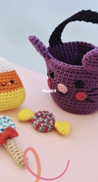 Hobbii Design - Super Cute Design - Jennifer Santos - Trick or Treat - Free